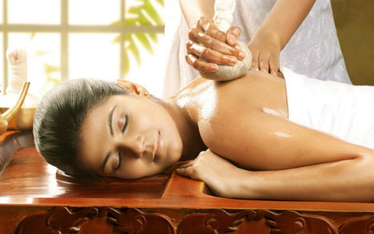 Ayurvedic massage treatment
