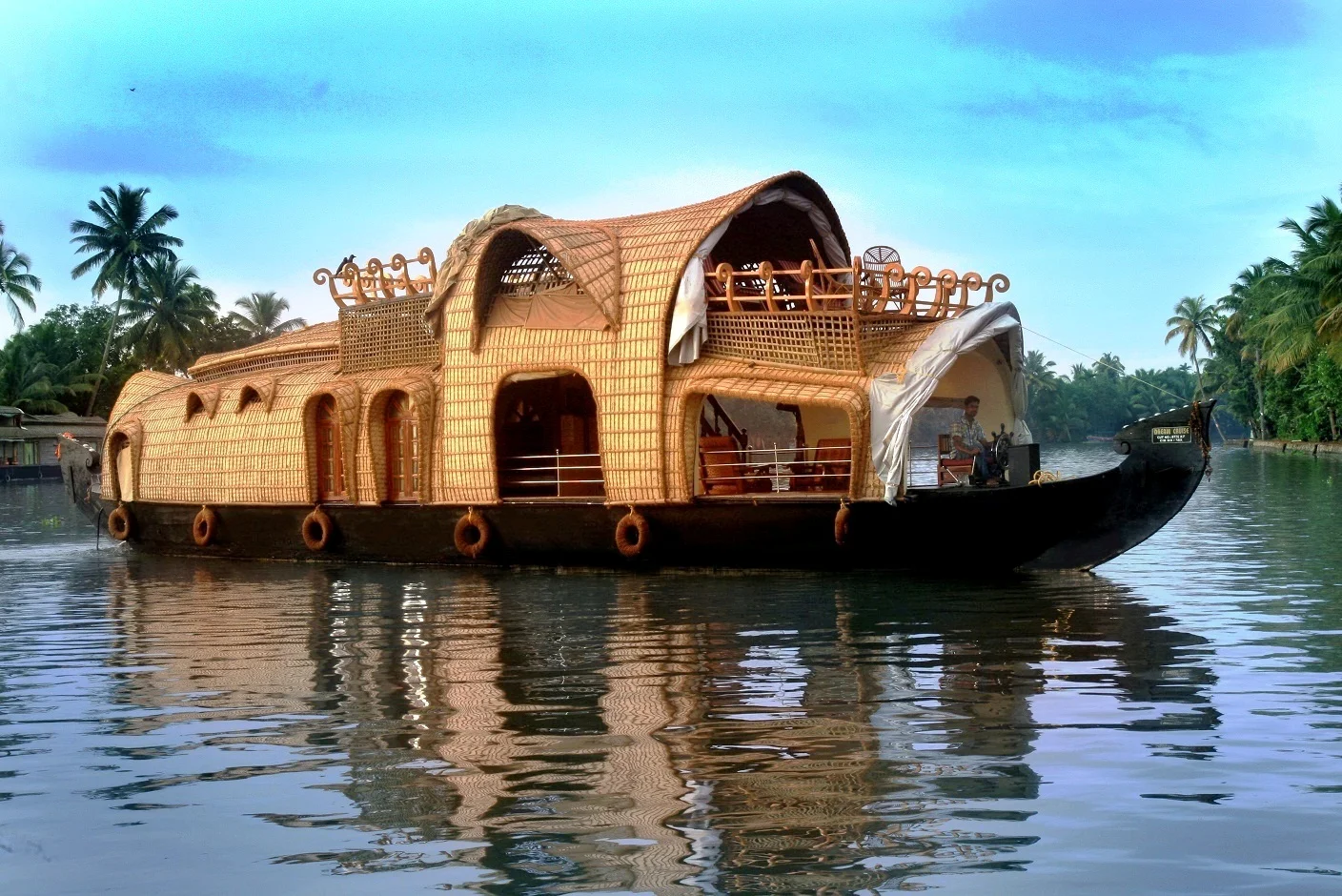 House boat